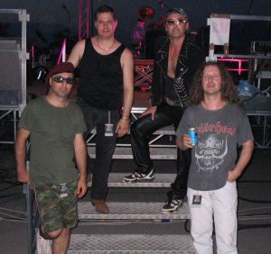 X HERO IN THE 80 ITALIAN METAL LEGION FESTIVAL 2004